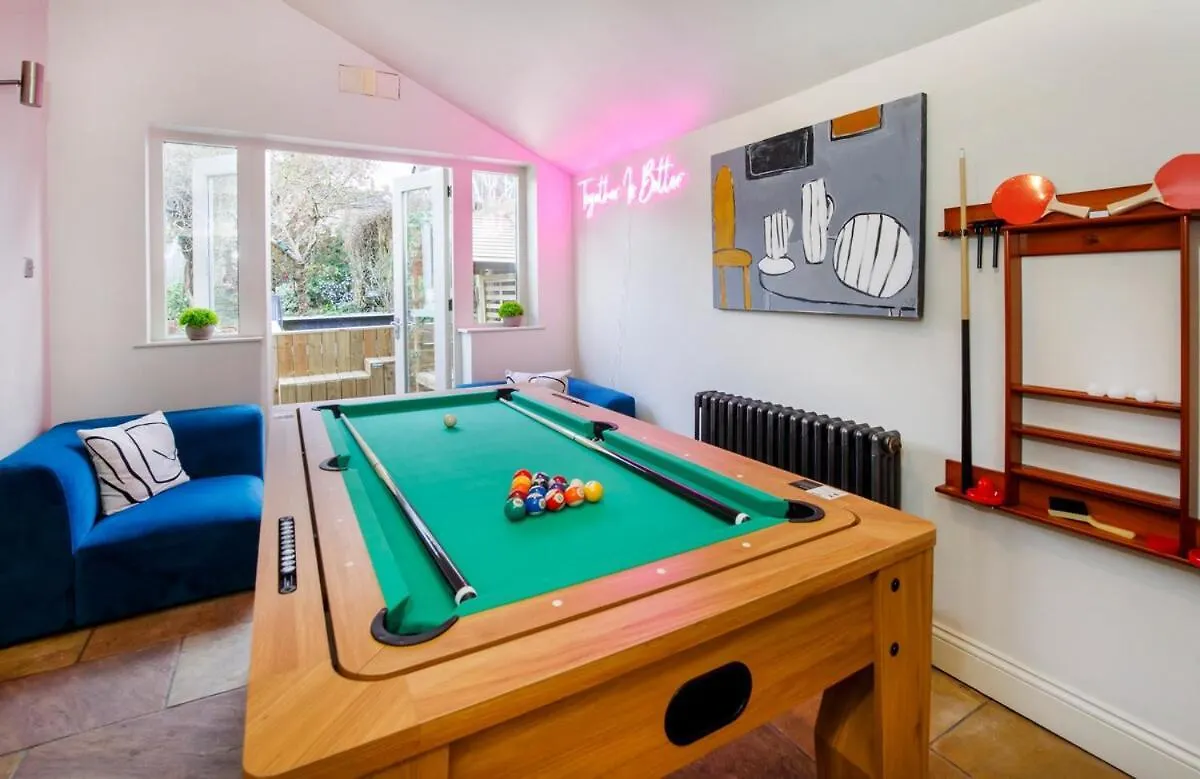 יורק Hot Tub - Pool Table, Central
