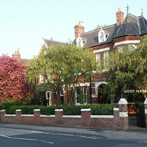 Ascot House Affittacamere