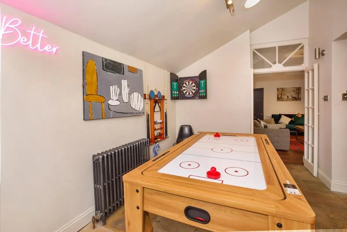 Hot Tub - Pool Table, Central يورك 0*,  المملكة المتحدة